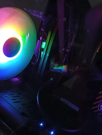 رم دسکتاپ DDR5 دو کاناله 5200 مگاهرتز CL40 کورسیر مدل VENGEANCE  ظرفیت 64 گیگابایت