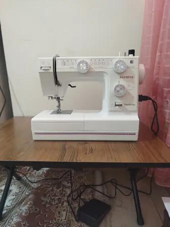 چرخ خیاطی کاچیران مدل یاسمین 692 پلاس