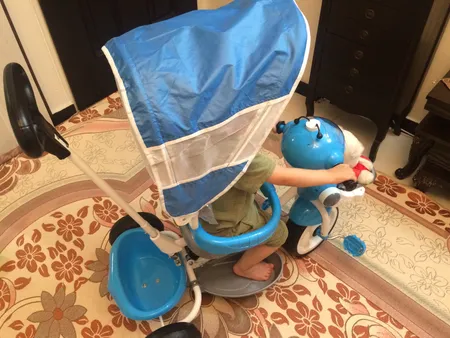 سه‌چرخه بیبی لند مدل Robot T-402