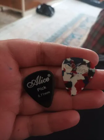 پیک گیتار آلیس مدل 0.71m