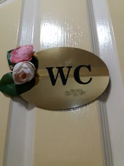 آویز درب سرویس بهداشتی مدل Pink مجموعه 2 عددی