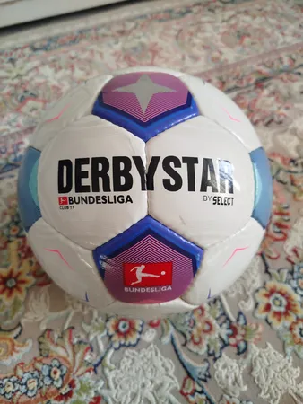 توپ فوتسال دربی‌استار مدل بوندسلیگا