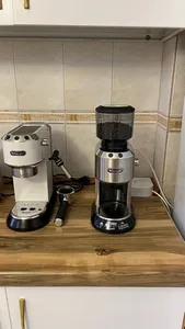 تجریه خرید آسیاب قهوه دلونگی مدل Dedica KG 521.M