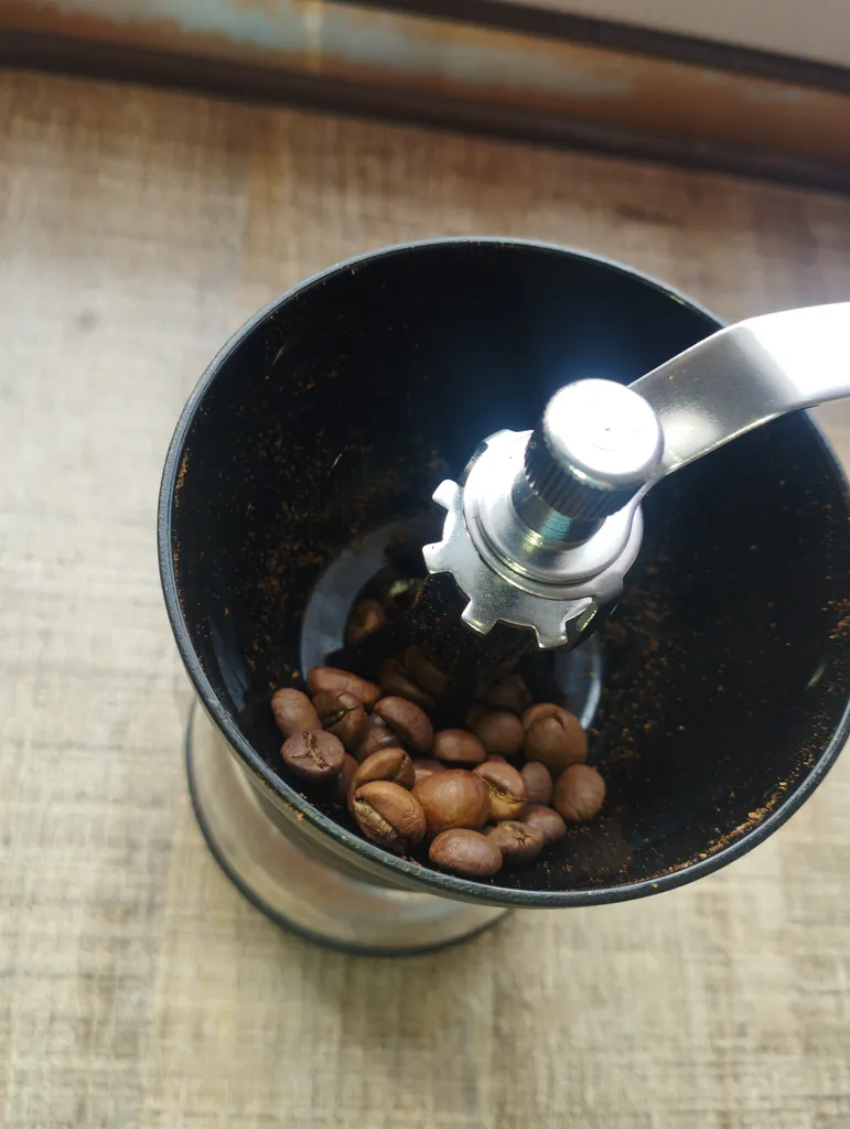 آسیاب دستی قهوه مدل CBG