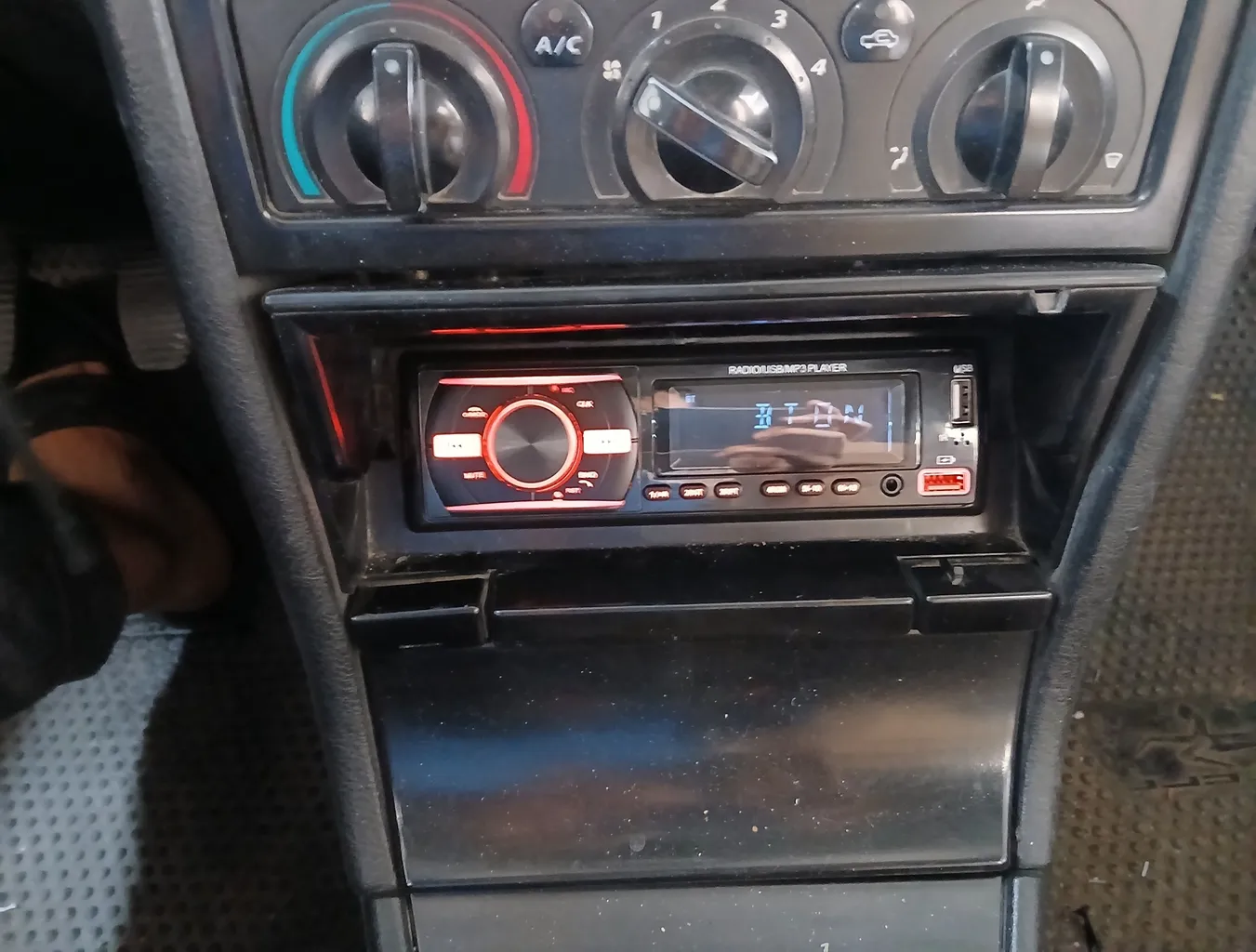 پخش کننده خودرو مدل Multifunction