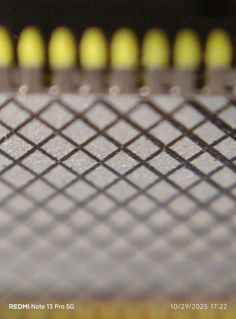 ماشین اصلاح موی صورت فیلیپس مدل QP2724/10