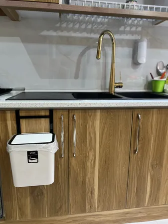 سطل زباله کابینتی لیمون مدل تاچ کد IL1049