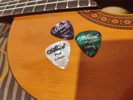 پیک گیتار آلیس مدل 046m