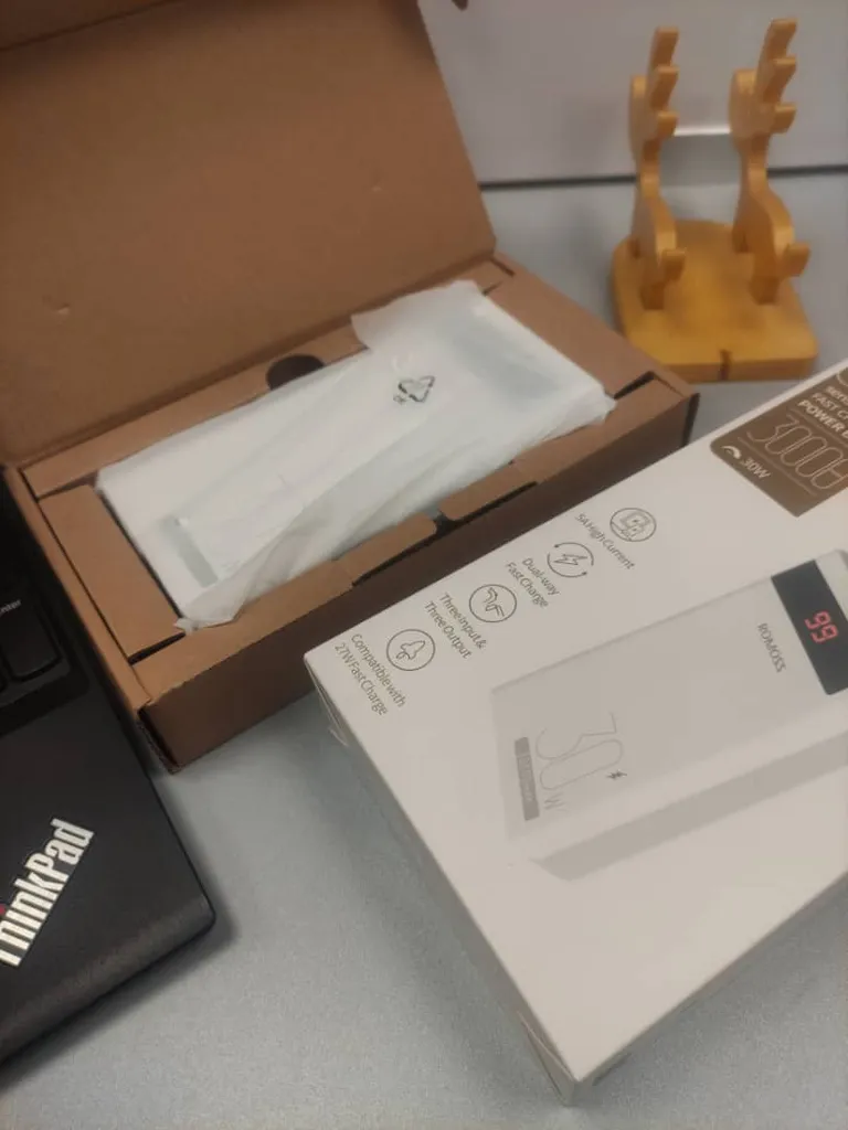 پاوربانک 30 وات روموس مدل PSN20-191 ظرفیت 20000 میلی آمپر ساعت