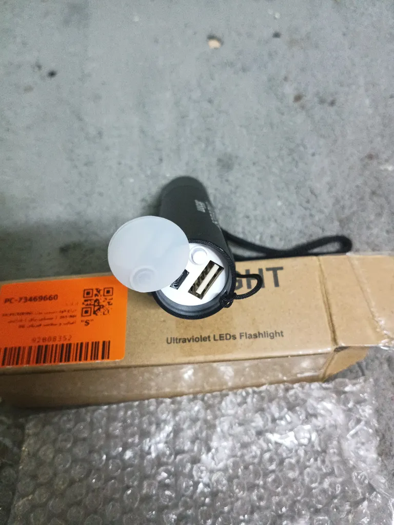 چراغ قوه دستی مدل UV FILTERING 365-NM