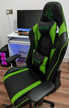 صندلی گیمینگ ریزر مدل parla