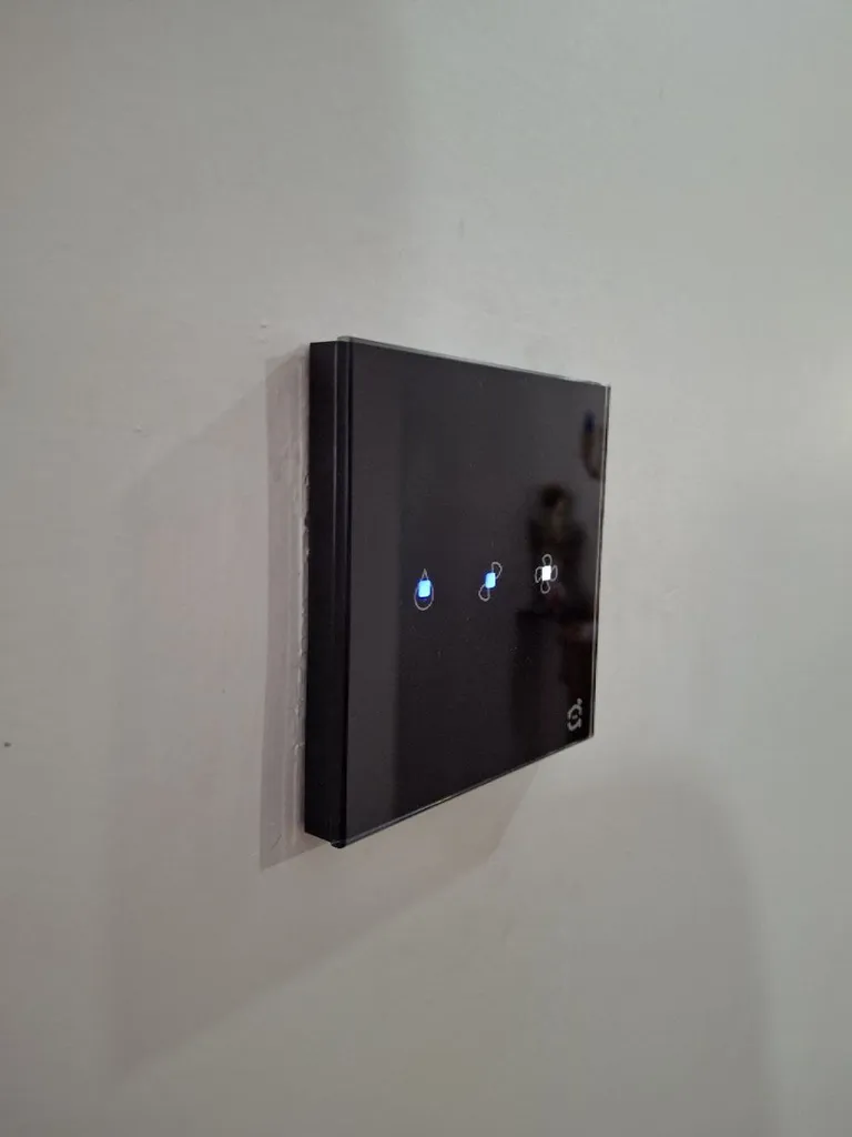 کلید کولر هوشمند لکسیت مدل LXSW105