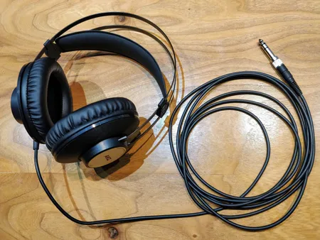 هدفون ای کی جی مدل K72