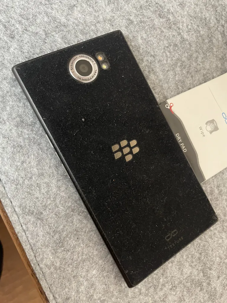 برچسب پوششی ماهوت مدل Black-suede Special مناسب برای گوشی BlackBerry Priv