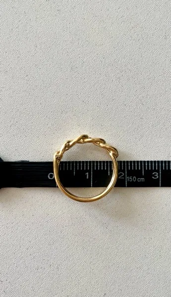 انگشتر طلا 18 عیار زنانه وی وی گلد گالری مدل کارتیر 2026