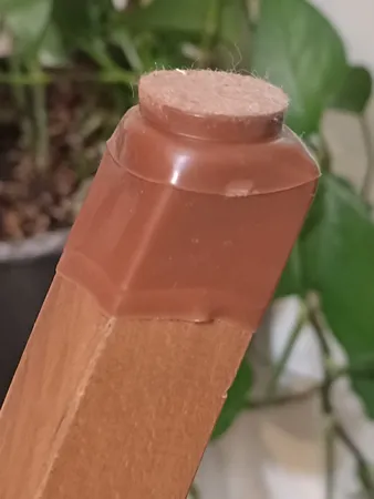 محافظ پایه مبل و میز و صندلی مدل نمددار بسته 24 عددی