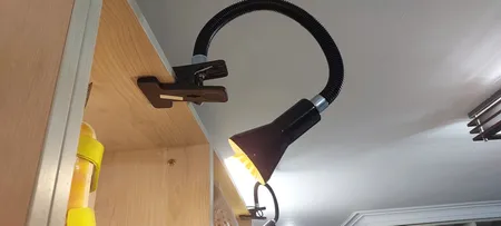 چراغ مطالعه صنایع‌ کریم‌ زاده مدل گیره ای کد CL-115