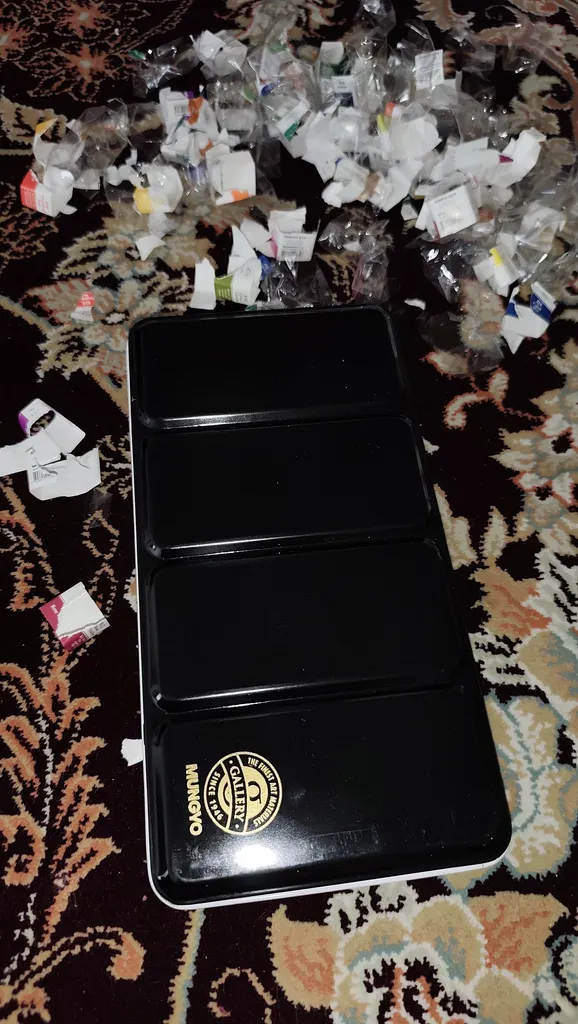 آبرنگ 48 رنگ مونگیو مدل half size