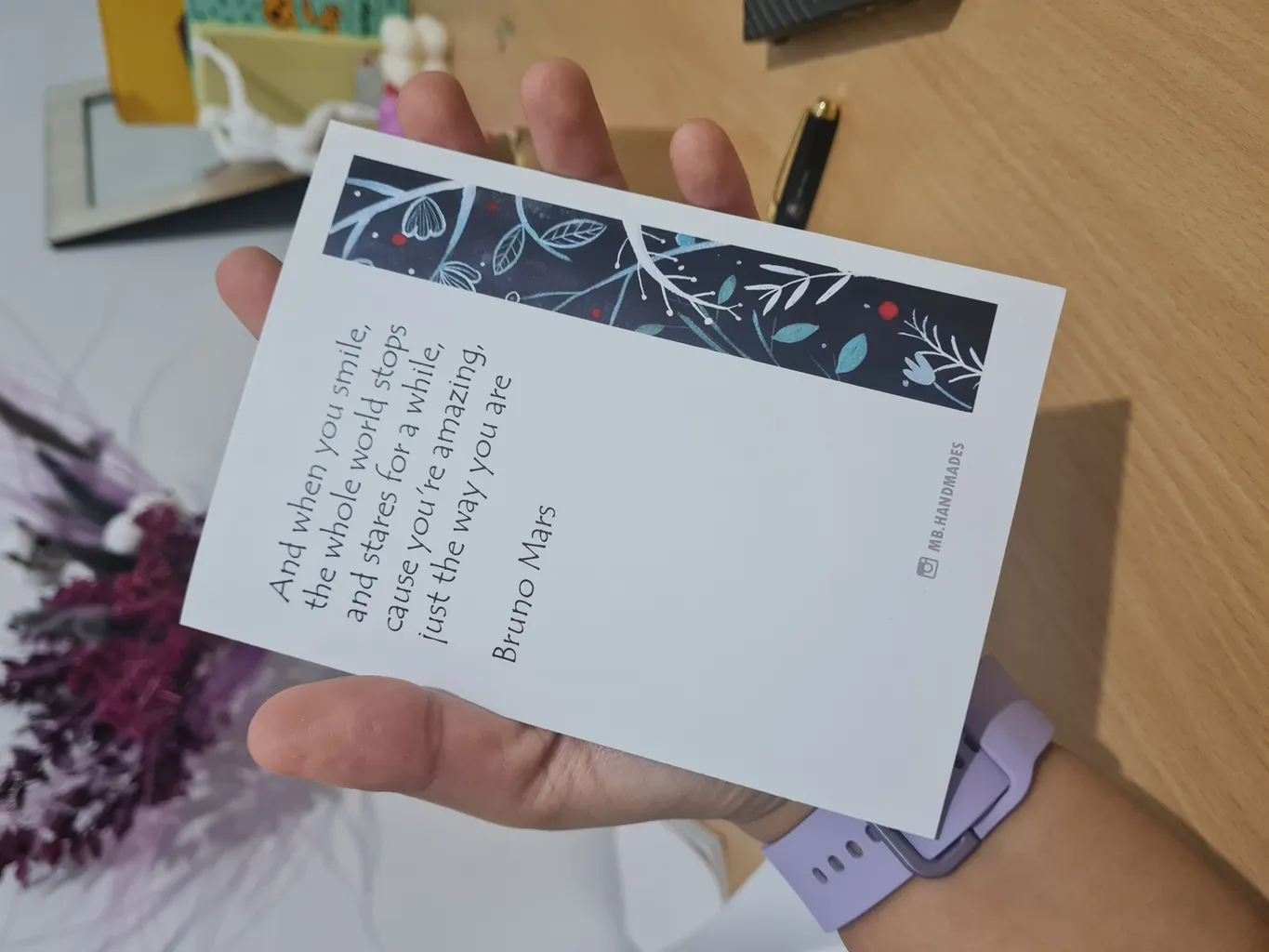 کارت پستال مدل عاشق