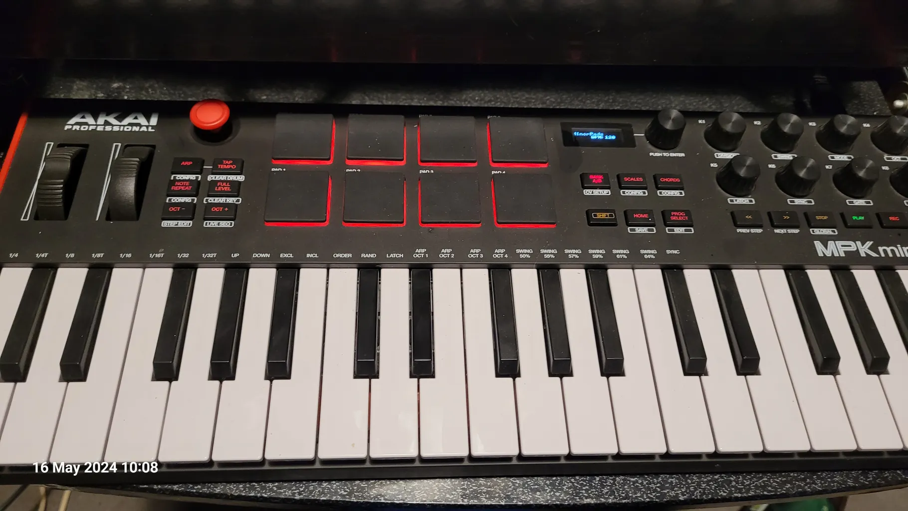 میدی کنترلر آکایی مدل MPK Mini Plus