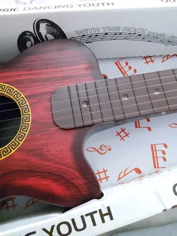 گیتار اسباب بازی مدل S90 طرح CH01