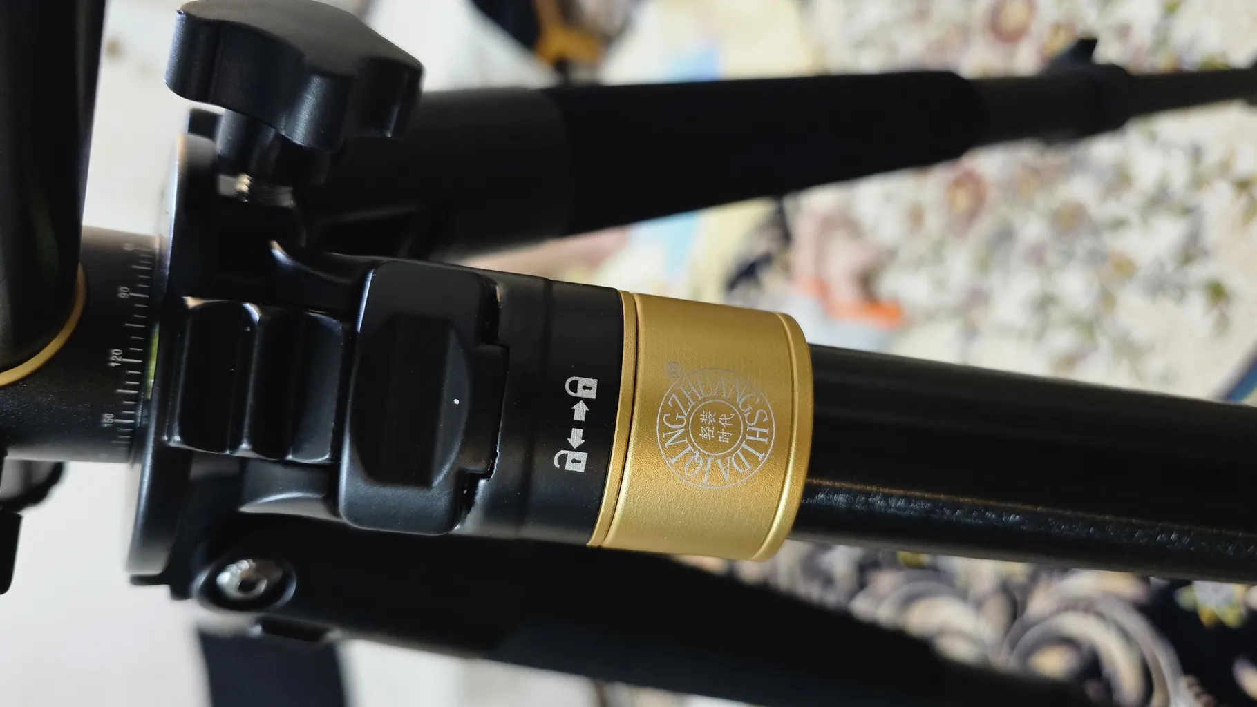 سه پایه دوربین بیکی مدل Q720