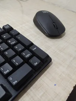 کیبورد و ماوس بی سیم یوسیتک مدل UC-3009