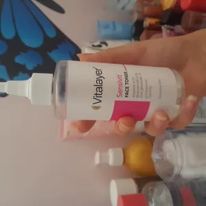 تجریه خرید تونر صورت ویتالیر مدل سنسی ویت حجم 200 میلی لیتر