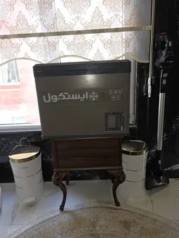 یخچال فریزر خودرو ایستکول مدل 4040