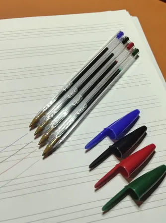 خودکار بیک مدل کریستال اورجینال کد BGBR12 بسته 12 عددی