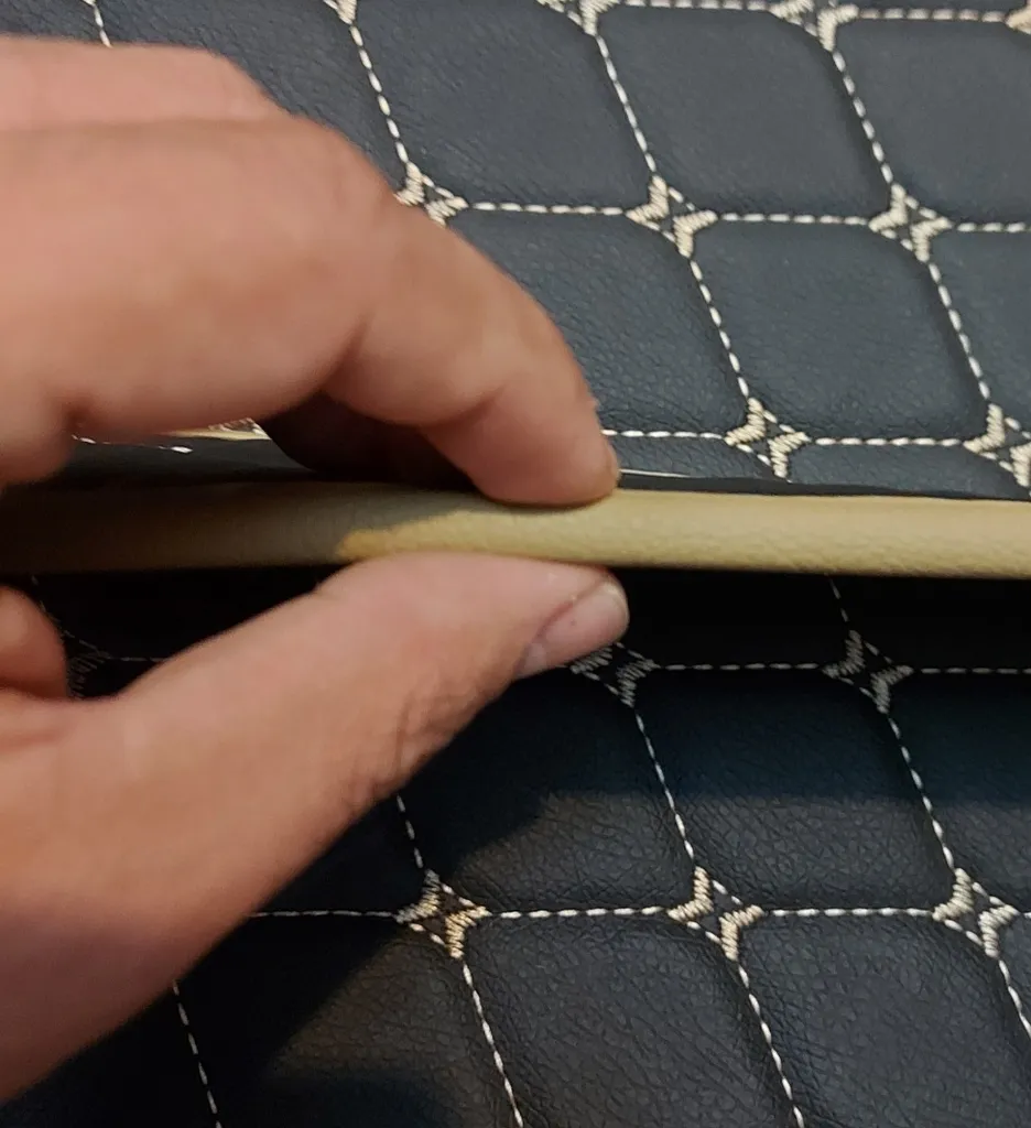 کفپوش پنج بعدی خودرو مدل چرم گلدوزی مناسب برای سهند / اطلس