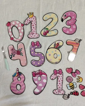 استیکر چوبی کودک باروچین مدل ماهگرد دخترونه کد 4231