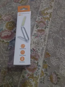 تجریه خرید چراغ مطالعه سولونیکس مدل تاشو سه حالته