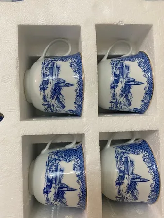 سرویس غذاخوری 102 پارچه چینی پردیس کاشان سری الگانس مدل ویلیج کد 808