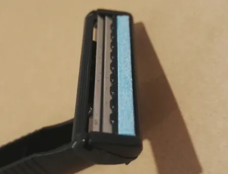 خود تراش ‏لمسر مدل GT-H بسته 5 عددی