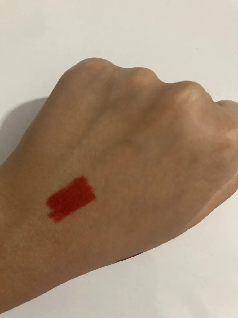 مداد لب ملونی شماره 527