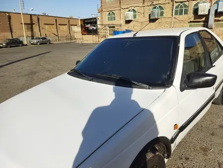 آفتابگیر خودرو مدل dan18