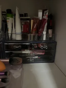 استند لوازم آرایشی مدل 06