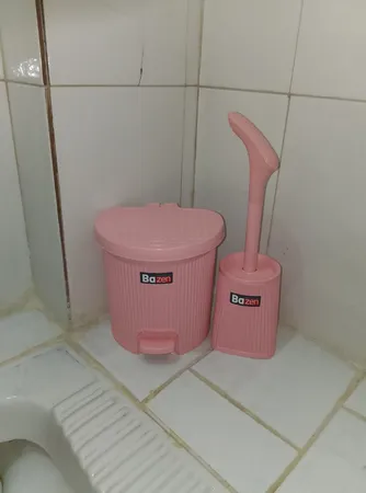 ست سرویس بهداشتی 5 پارچه بازن مدل PJ-108228