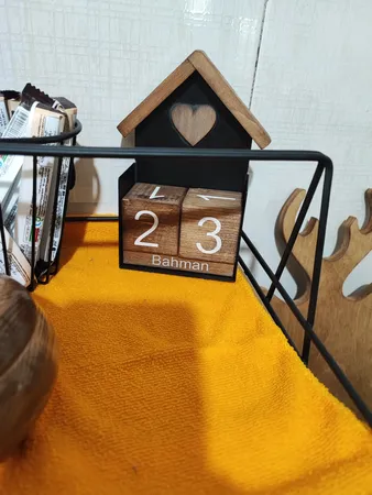 تقویم رومیزی طرح کلبه