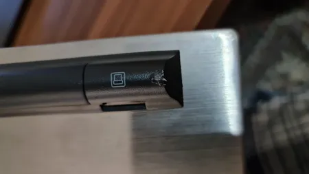 کیبورد بی‌سیم گرین مدل GK-102W با حروف فارسی