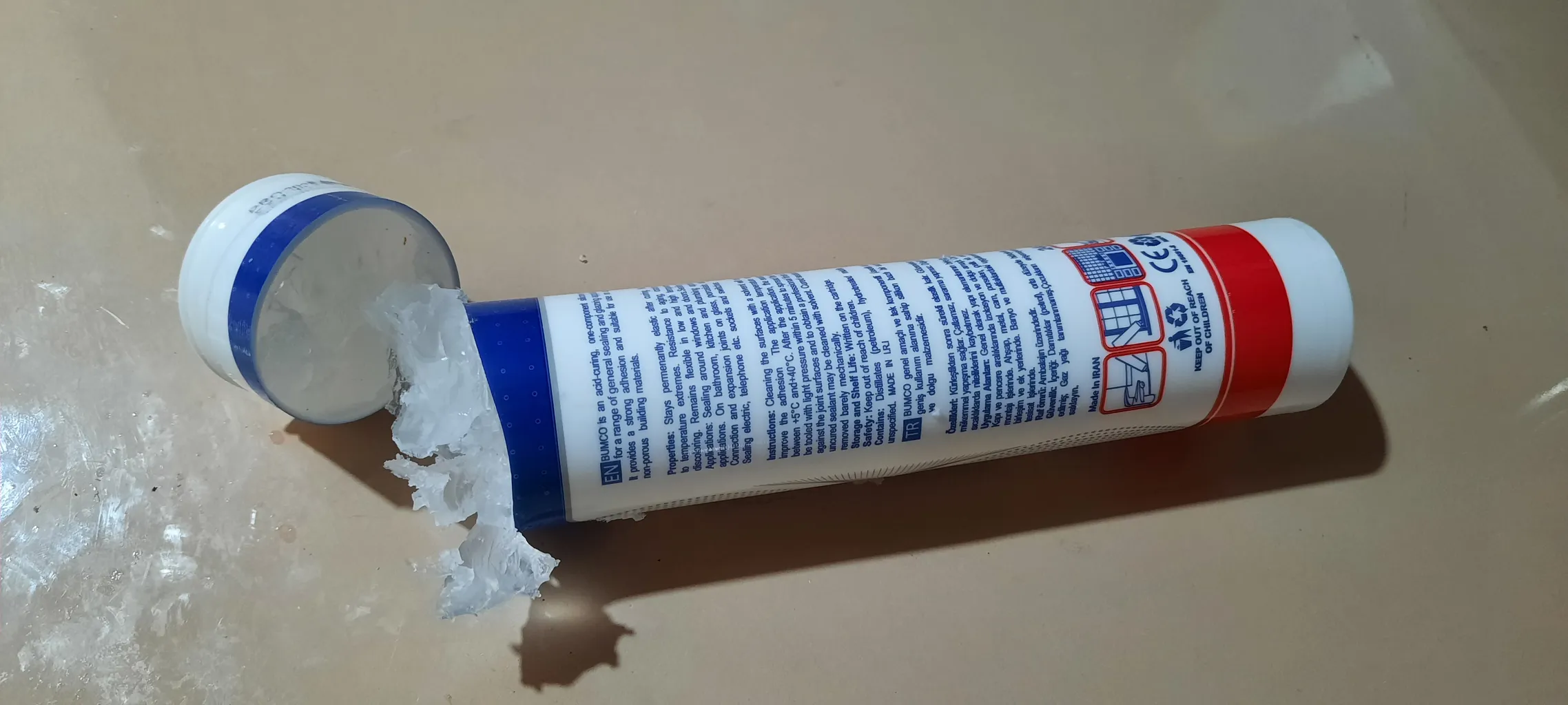 چسب آکواریوم بومکو مدل TP210 حجم 210 میلی لیتر مجموعه 3 عددی چسب آکواریوم بومکو مدل TP210 حجم 210 میلی لیتر مجموعه 3 عددی