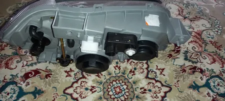 چراغ جلو چپ جمع ساز مدل JMotor-7583 مناسب برای پراید 111