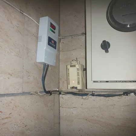 محافظ نوسان برق پارت الکتریک کد 0690