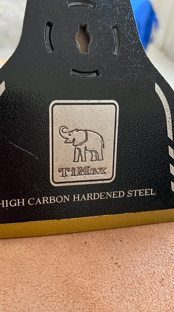 کج بیل مدل 720