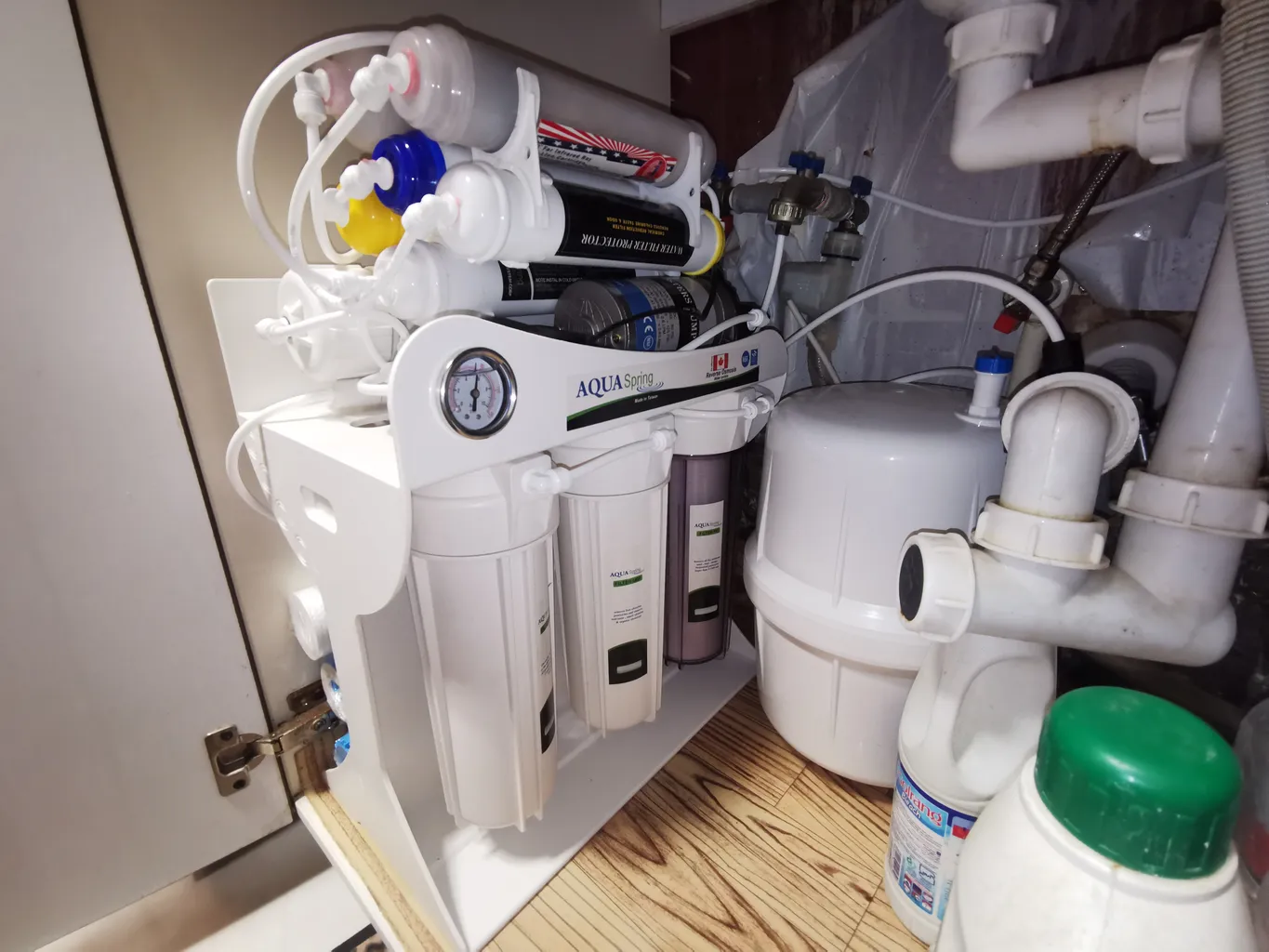 دستگاه تصفیه کننده آب آکوآ اسپرینگ مدل UF - SF4800  کد 01 به همراه فیلتر تصفیه آب