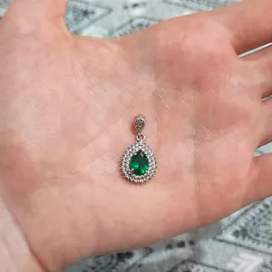 تجریه خرید آویز گردنبند نقره زنانه مدل زمرد AMT-M113