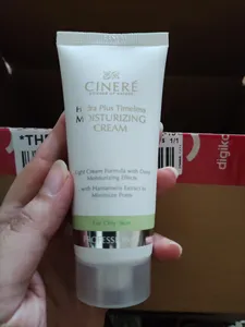 تجریه خرید كرم مرطوب كننده مناسب پوستهای چرب سینره حجم 65 میلی‌لیتر