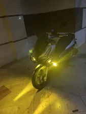 تجریه خرید پروژکتور آفرودی خودرو و موتور سیکلت مدل Square Lenz بسته دو عددی