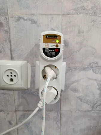 محافظ ولتاژ نمودار کنترل مدل M125